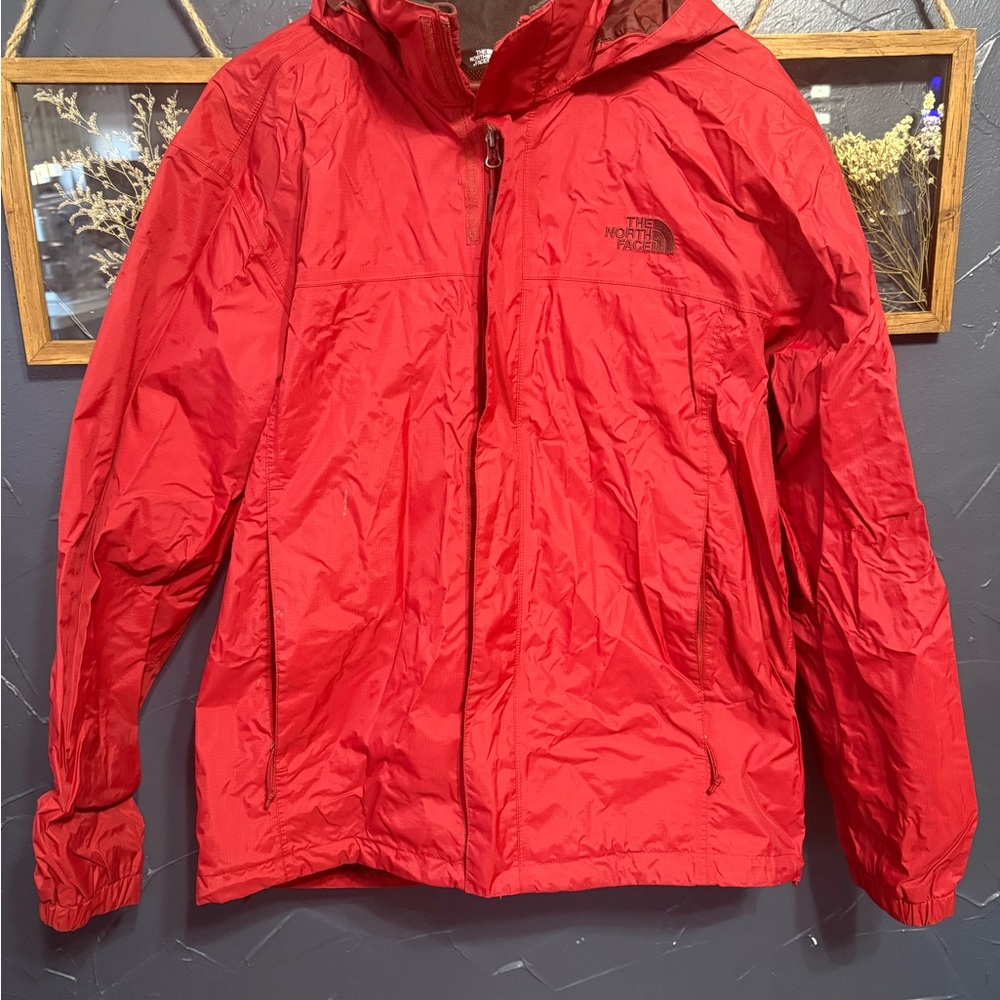 The North Face Rain Shell Jacket. Color:Dark Red Size:large